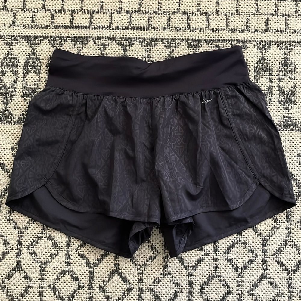 Jockey shorts. Size small. Color purple